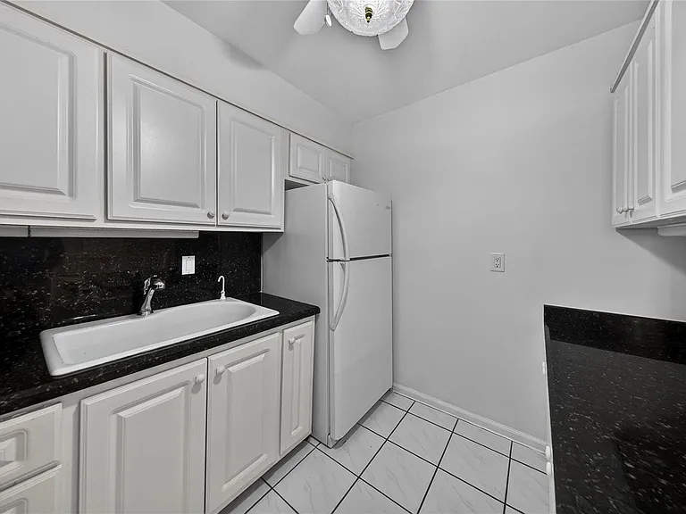 6253 Bay Club Dr #1 — Photo 12