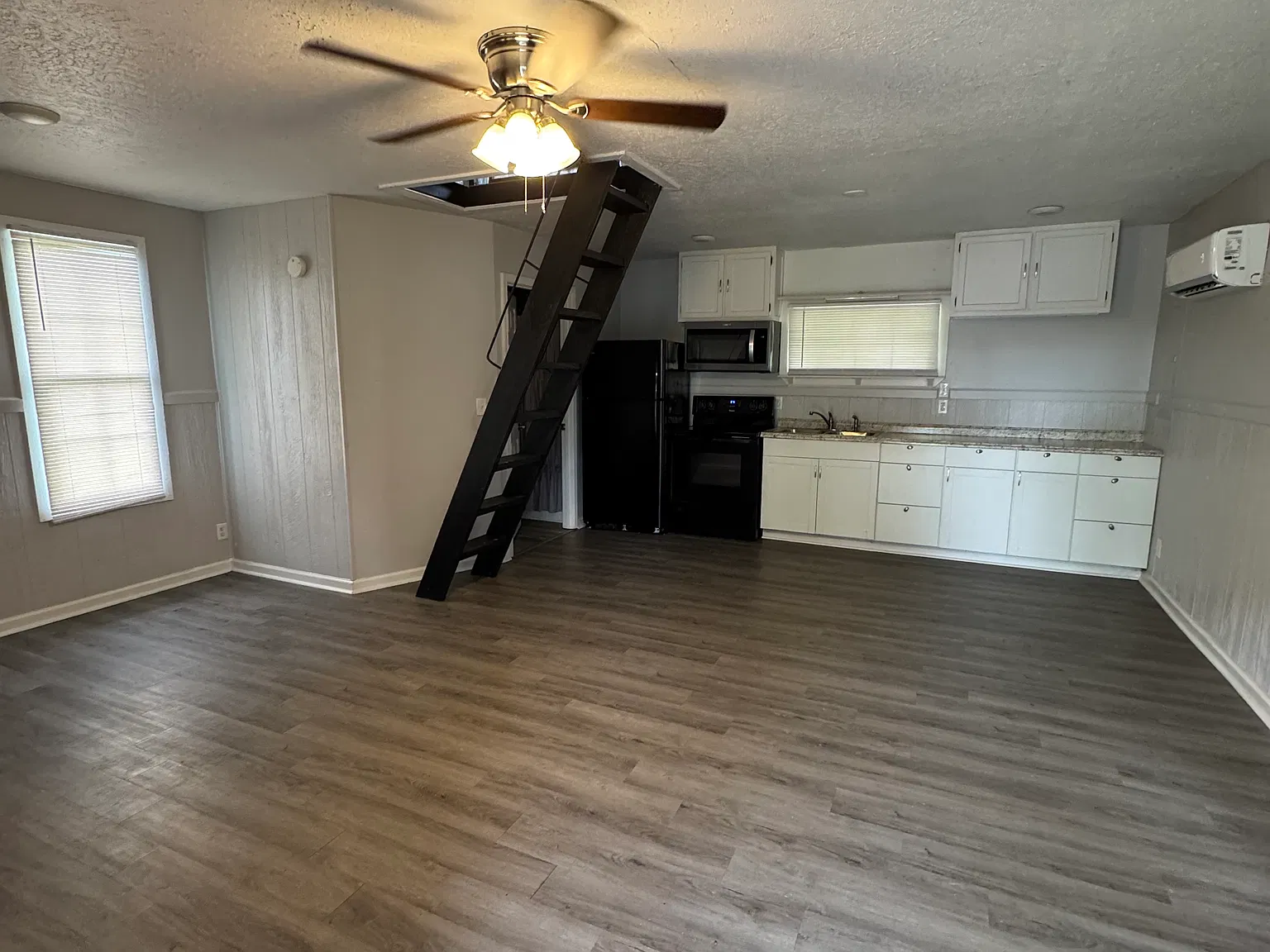 1 bed, 900 sqft, $950 — Photo 4