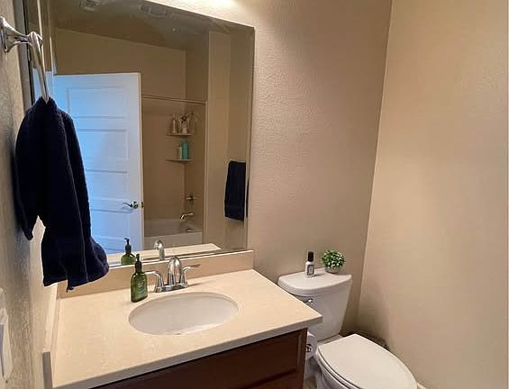 4th image of 6482 Tralee Village Dr #1