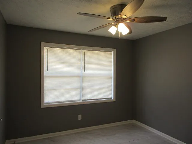 1218 Vesper Dr — Photo 16