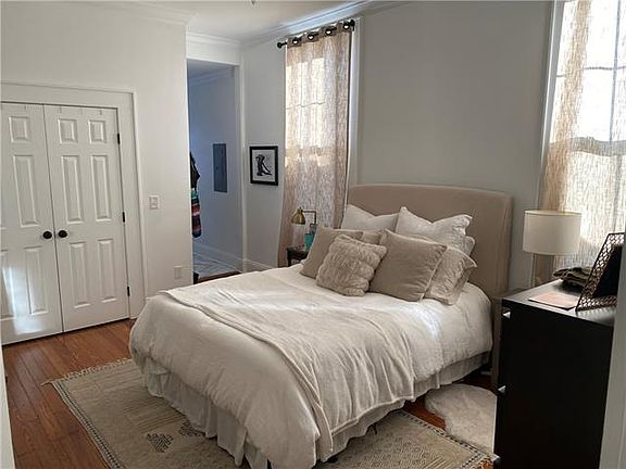 4th image of 1015 Arabella St