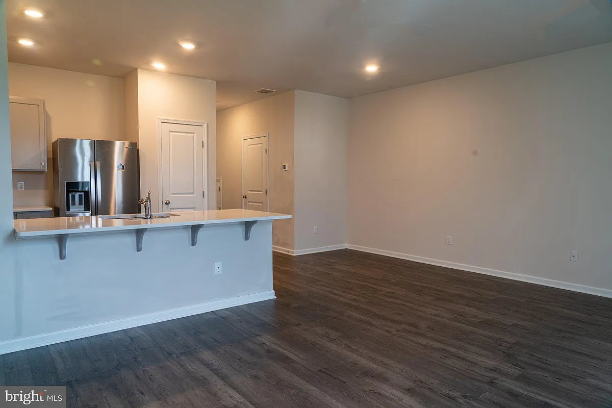 Building Photo - 57 Arlotta St