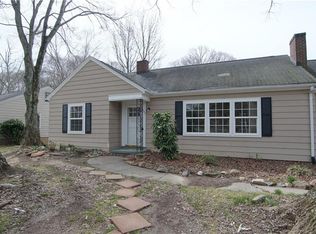 620 Oak Summit Rd, Winston Salem, NC 27105