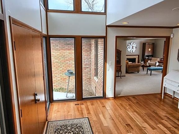 4th image of 56 Fordcroft St