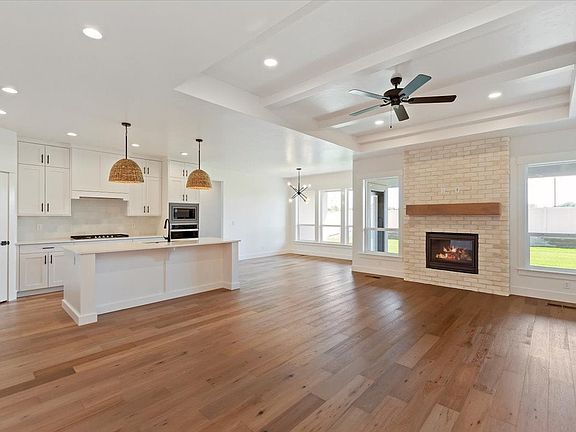 6th image of this home