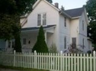 537 N View St, Aurora, IL 60506