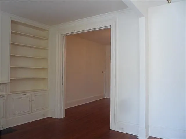 Building Photo - 7729 Hampson St