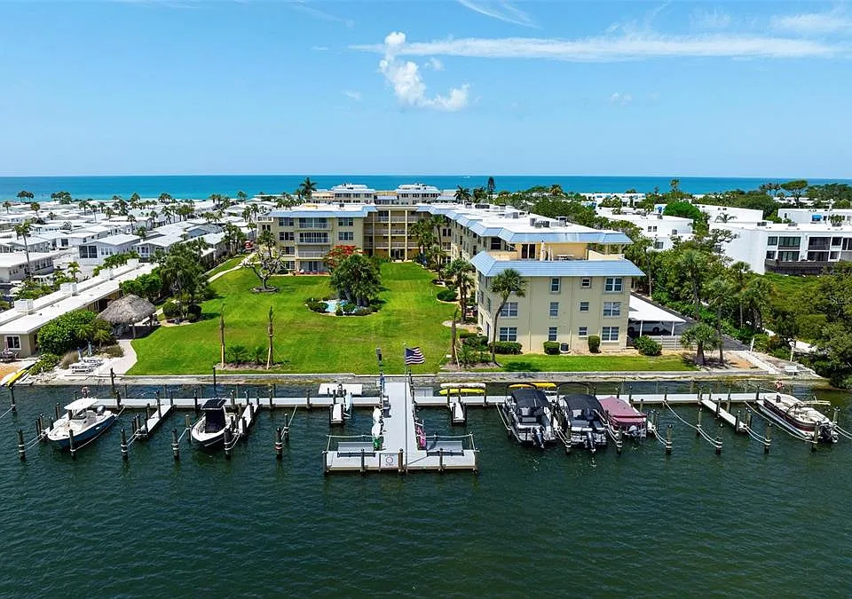 3810 Gulf Of Mexico Dr #F402