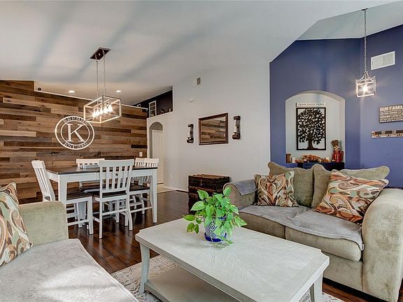 3rd image of 30949R Stone Arch Ave