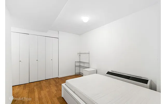 Rented by Douglas Elliman | media 17