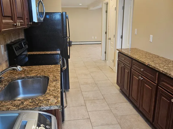 56 M St Floor 1, Elmont, NY 11003