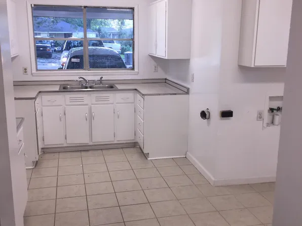 1551 W Chimes St, Baton Rouge, LA 70802