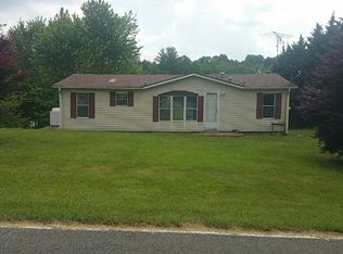 838 Lazy Branch Rd, Ennice, NC 28623