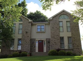 1215 Airedale Dr, Bethel Park, PA