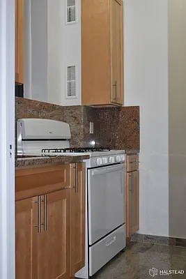 Rented by Halstead Real Estate | media 14