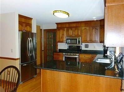 4th image of 444 Stony Hill Rd