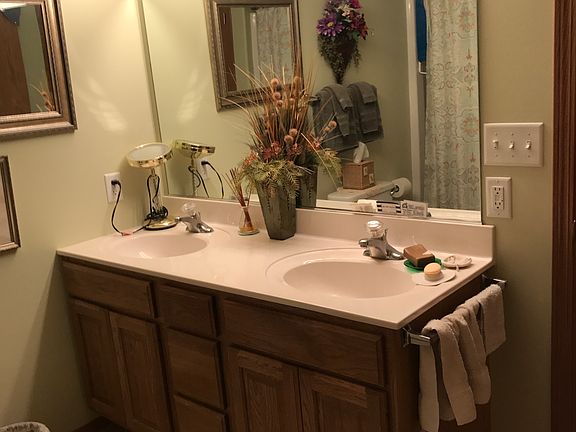 bathroom on main level