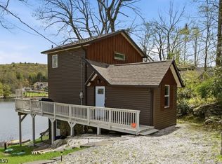 51 Goldfinch Ln, West Milford Twp., NJ 07421