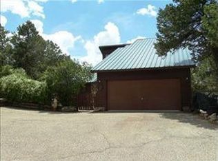 44 Tablazon Rd, Tijeras, NM 87059