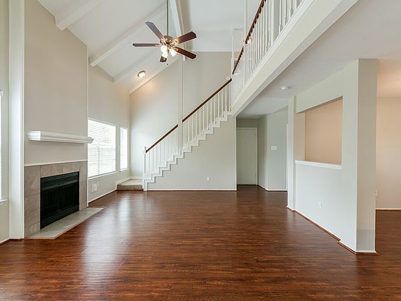 5th image of 8615 Lake Crystal Dr