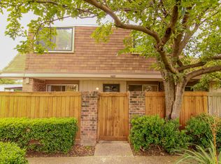 4439 Westminster Dr, Irving, TX 75038