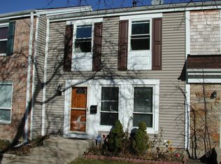 1969 Cheltenham Pl, Hoffman Estates, IL 60169