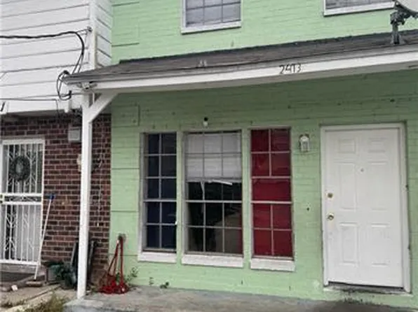 2413 Old Compton Rd, Harvey, LA 70058