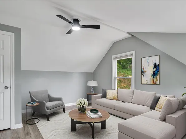 22 Town Path #2, Glen Cove, NY 11542