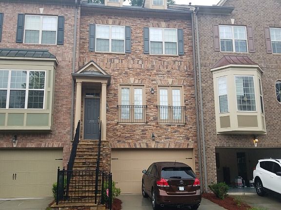 4th image of 2770 Birch Grove Ln SE