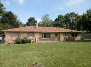 102 Ray Ct, Catlin, IL 61817
