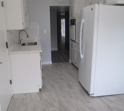 5th image of 573 Puccini Dr