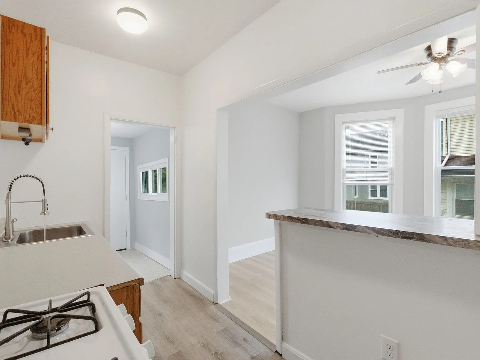 2 bed, $2,100 — Photo 3