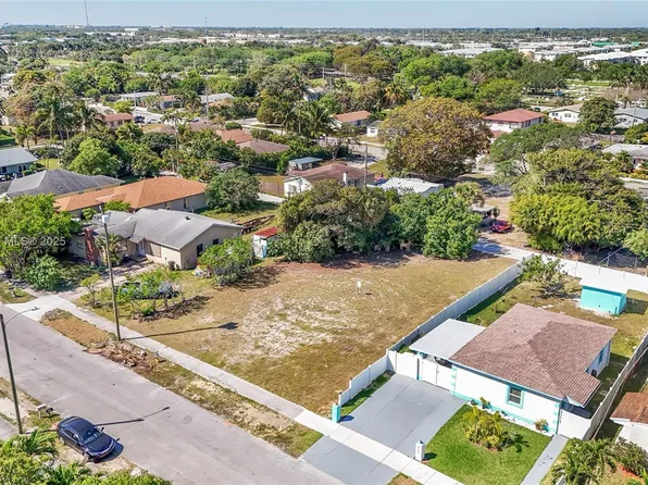 624 SW 6th Ave, Delray Beach, FL 33444