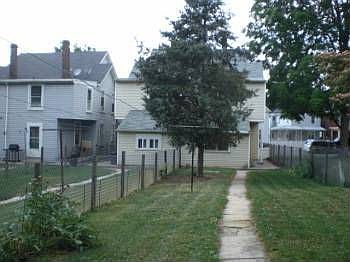 2nd image of 652 Broad St
