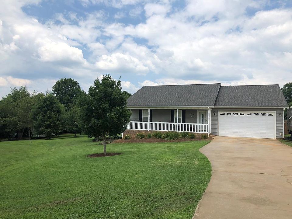1st image of 138 Chambwood Ln