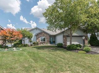 935 Mill Pointe, Fort Wayne, IN 46845