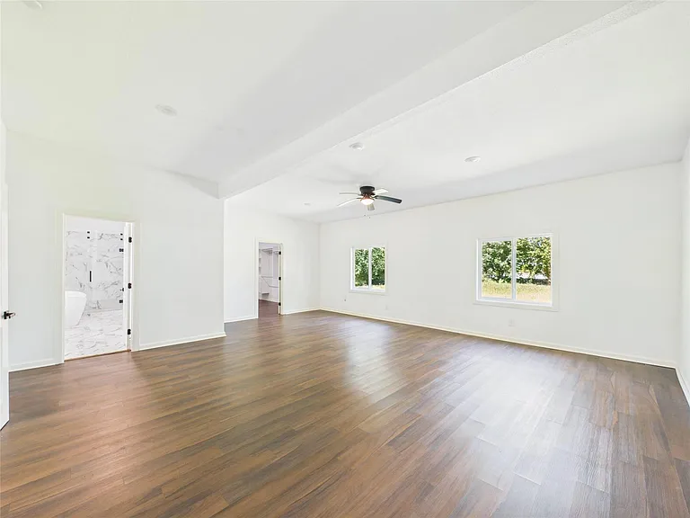 11515 Iberia Dr — Photo 14