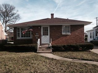 115 N Martin Ave, Waukegan, IL 60085