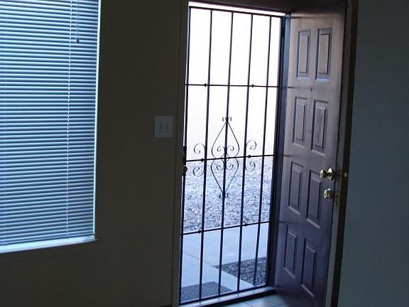 5th image of 462 Purdue Ct APT D