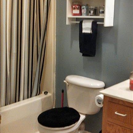 5th image of 2415 Maywood St