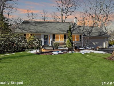 205 Winnepoge Drive, Fairfield, CT, 06825