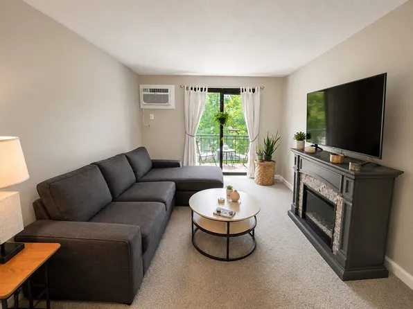 655 W Lowell Ave Unit 12, Haverhill, MA 01832