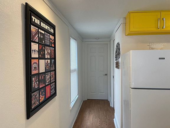 2nd image of 1837 Santa Monica St #2