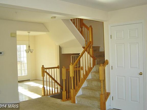 5th image of 12715 Town Center Way