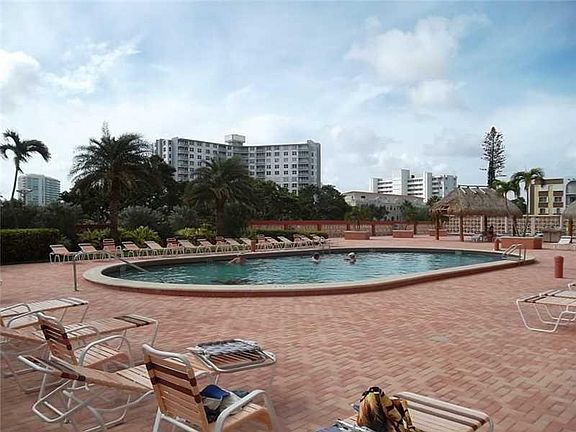 4th image of 405 N Ocean Blvd APT 217