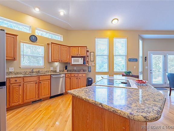 2nd image of 6726 Boulder Dr