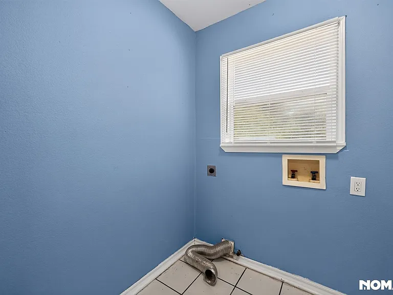 4022 Baker Ave — Photo 21