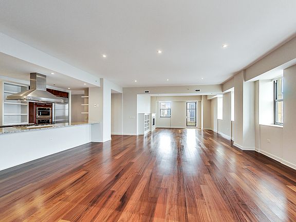3rd image of 310 S Michigan Ave Unit 2800