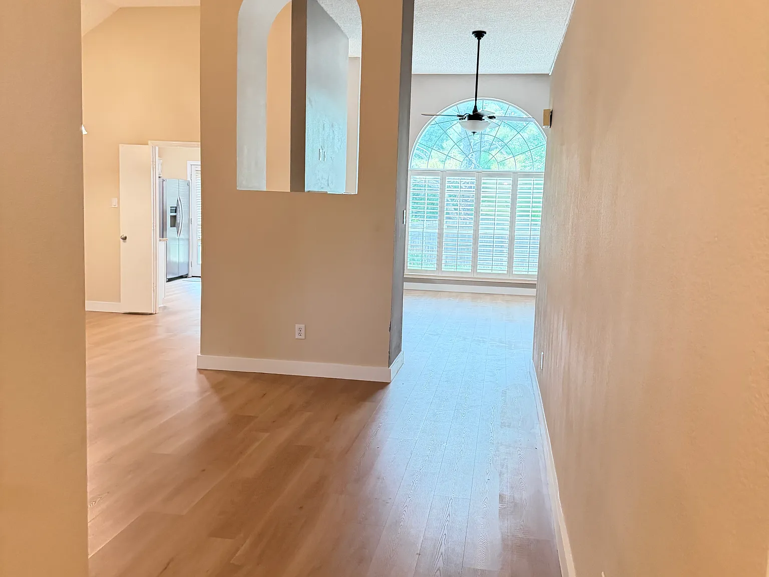 3 bed, 1754 sqft, $2,700 — Photo 4