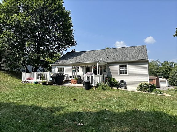 3rd image of 3009 Brownsville Road Ext